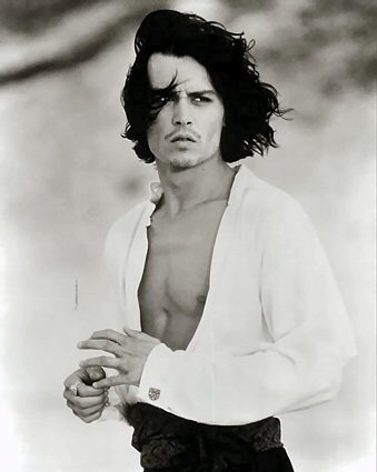 Click image for larger version

Name:	johnny_depp.jpg
Views:	238
Size:	21.1 KB
ID:	242982