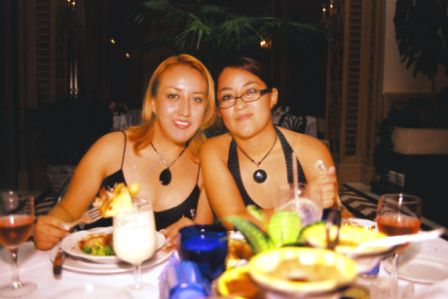 Click image for larger version

Name:	Con mi hermana en el Ritz.jpg
Views:	337
Size:	22.6 KB
ID:	242996