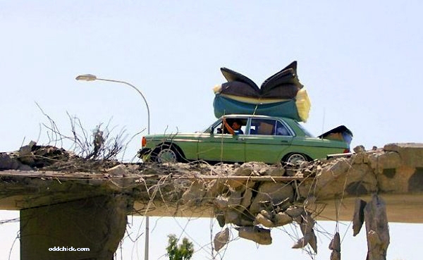 Click image for larger version

Name:	ScaryBridge.jpg
Views:	146
Size:	119.7 KB
ID:	244246