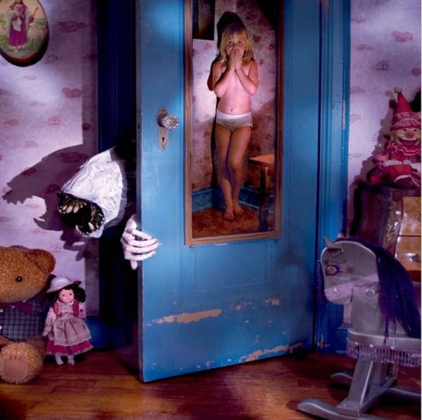 Click image for larger version

Name:	007_childhood_fears.jpg
Views:	257
Size:	70.1 KB
ID:	245278