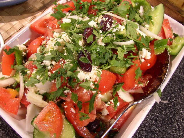 Click image for larger version

Name:	GreekSalad.jpg
Views:	216
Size:	143.3 KB
ID:	245323
