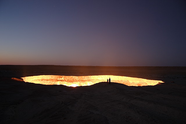 Click image for larger version

Name:	puerta al infierno2.jpg
Views:	198
Size:	42.6 KB
ID:	245356