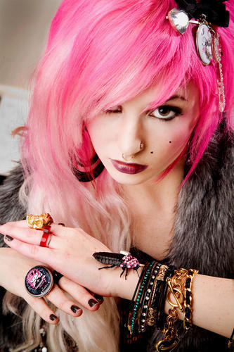 Click image for larger version

Name:	cucarachapink.jpg
Views:	187
Size:	43.9 KB
ID:	245495