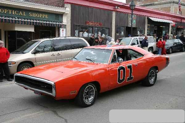 Click image for larger version

Name:	general lee.jpg
Views:	143
Size:	43.9 KB
ID:	245836