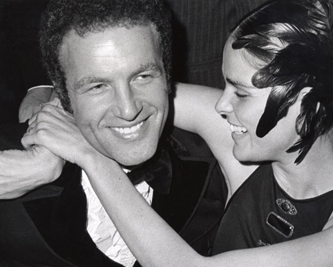 Click image for larger version

Name:	12james_caan_ali_mcgraw_1972.jpg
Views:	291
Size:	128.7 KB
ID:	246242