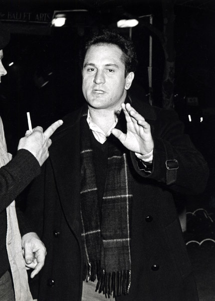 Click image for larger version

Name:	15robert_de_niro_1979.jpg
Views:	176
Size:	49.2 KB
ID:	246246