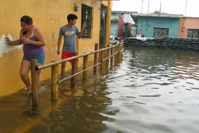 Click image for larger version

Name:	grijalva.jpg
Views:	246
Size:	17.3 KB
ID:	246305