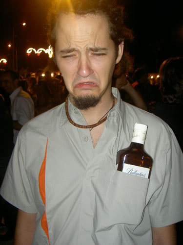Click image for larger version

Name:	lloron.jpg
Views:	201
Size:	25.3 KB
ID:	248235