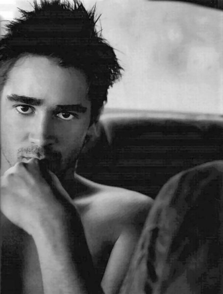 Click image for larger version

Name:	colin_farrell.jpg
Views:	251
Size:	29.8 KB
ID:	249161