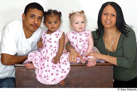 Click image for larger version

Name:	twins2.jpg
Views:	361
Size:	32.6 KB
ID:	249570