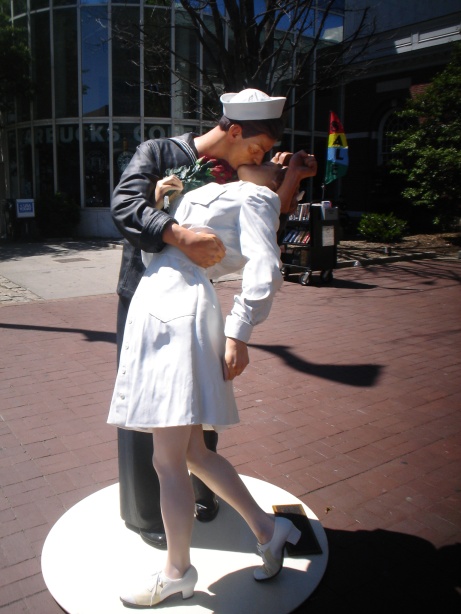 Click image for larger version

Name:	frente a la biblio.jpg
Views:	530
Size:	112.5 KB
ID:	249721