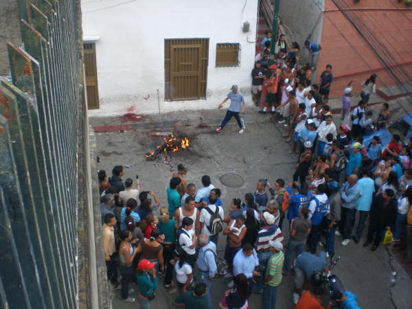Click image for larger version

Name:	Violador_quemado_ziza_2.jpg
Views:	222
Size:	49.2 KB
ID:	250215
