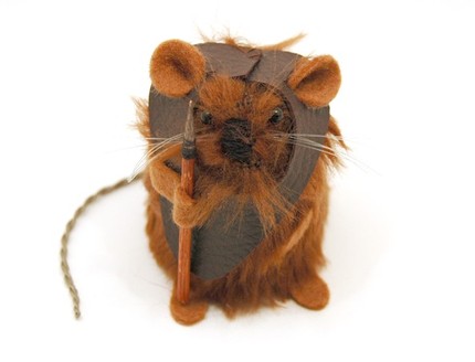 Click image for larger version

Name:	ewokmouse.jpg
Views:	456
Size:	18.2 KB
ID:	250240