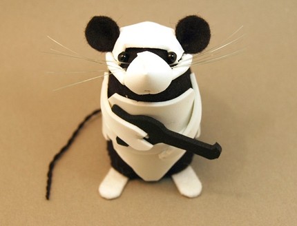 Click image for larger version

Name:	stormtroopermouse.jpg
Views:	531
Size:	23.1 KB
ID:	250242