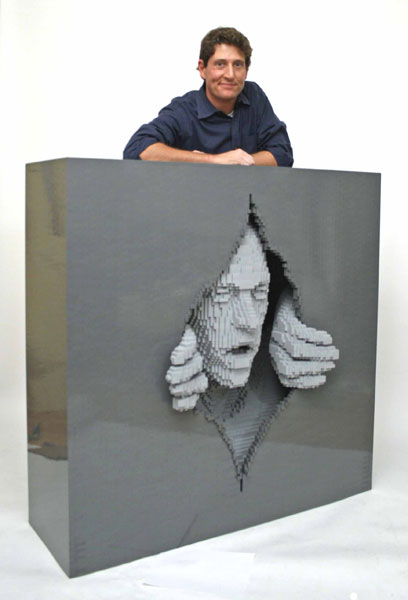 Click image for larger version

Name:	Incredible-LEGO-Art-by-Nathan-Sawaya-Gray.jpg
Views:	540
Size:	27.0 KB
ID:	250493